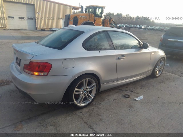 Photo 3 VIN: WBAUC9C57DVY60116 - BMW 1 