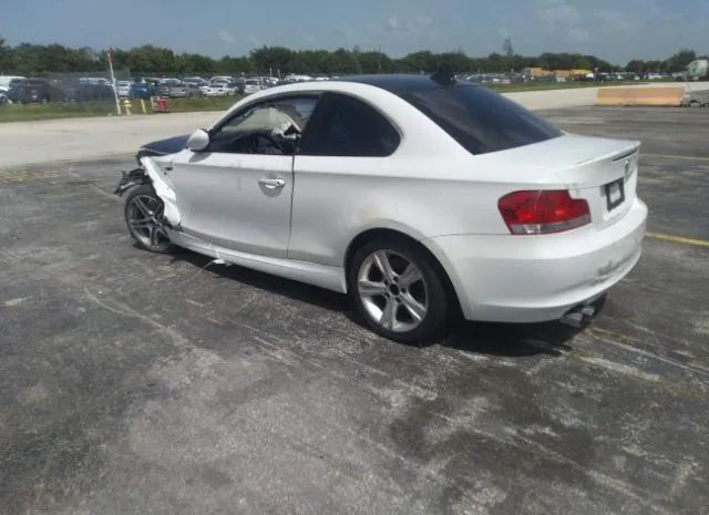 Photo 2 VIN: WBAUC9C5XDVM13487 - BMW 1 SERIES 