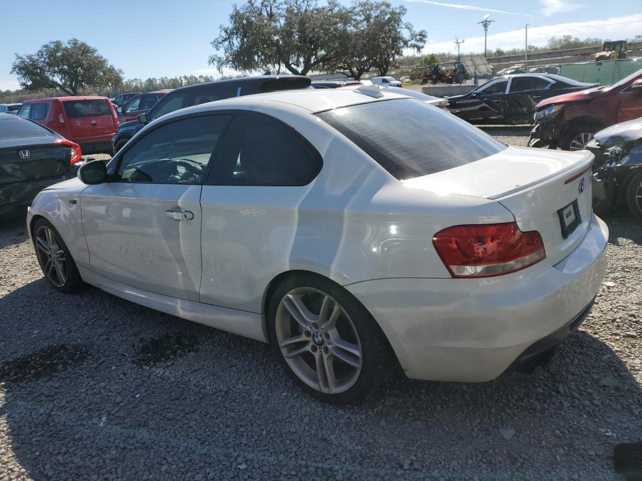 Photo 1 VIN: WBAUC9C5XDVY60059 - BMW 1ER 