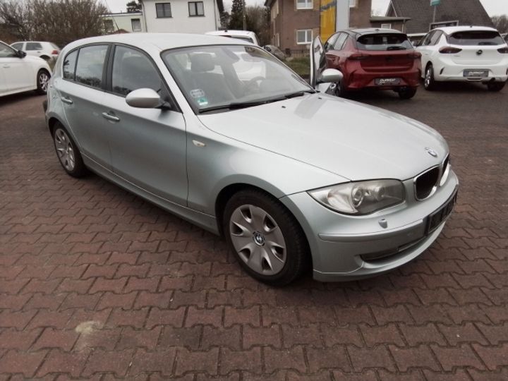 Photo 17 VIN: WBAUE51070PZ29220 - BMW 118 