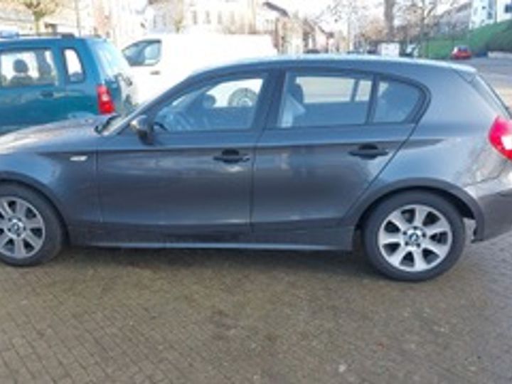 Photo 7 VIN: WBAUG31020PU32784 - BMW 118D 