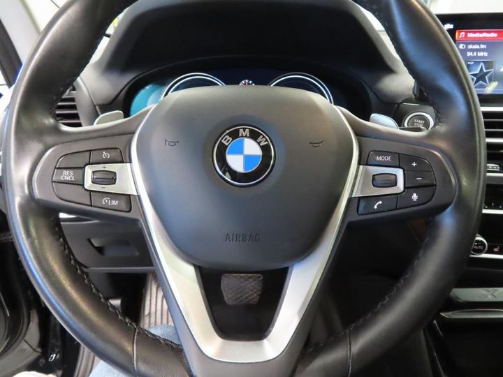 Photo 12 VIN: WBAUJ3100KLR55877 - BMW X4 