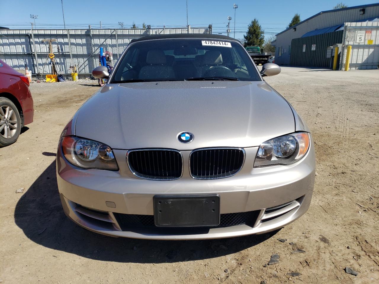 Photo 4 VIN: WBAUL73568VE88412 - BMW 1ER 