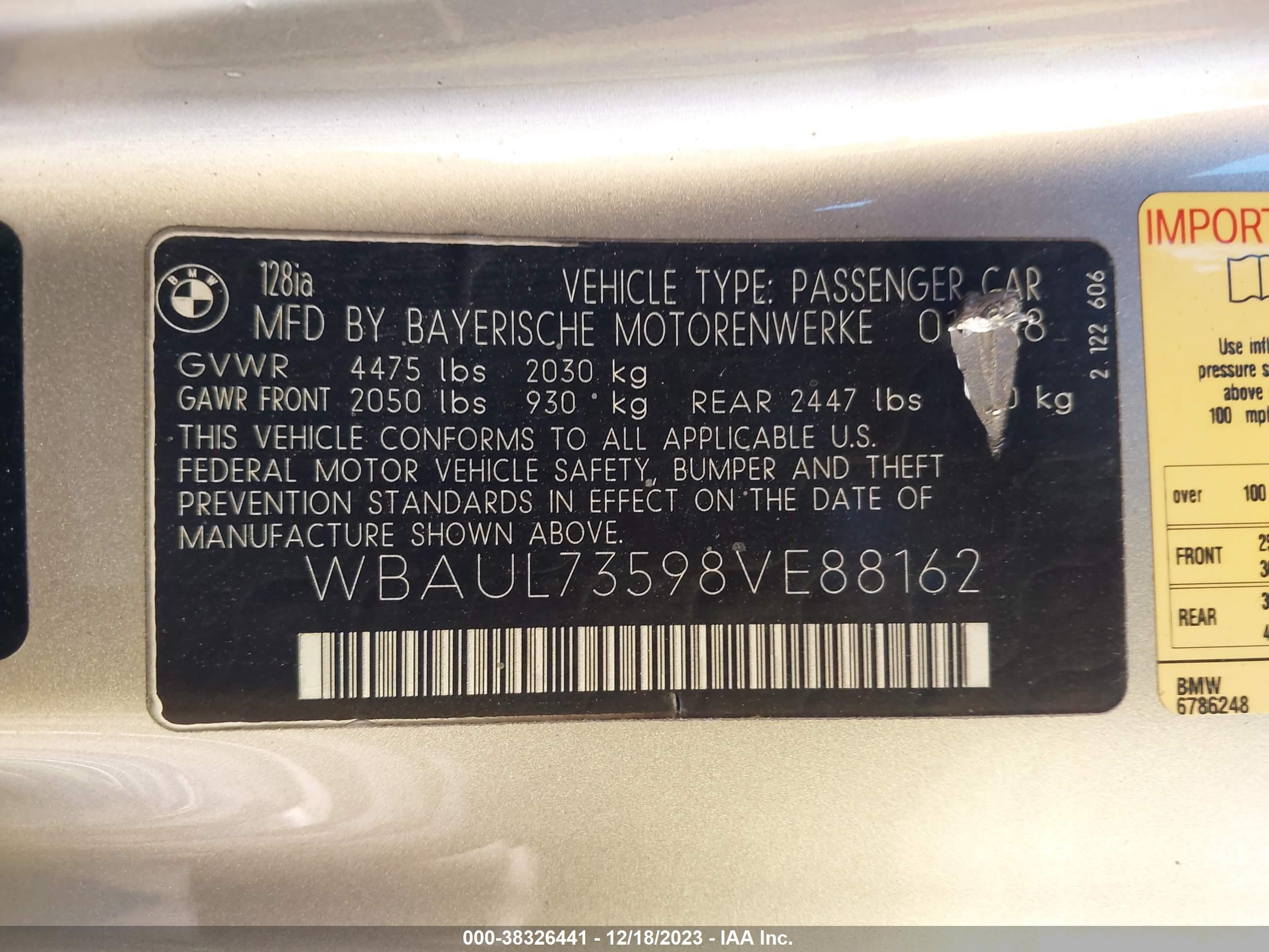 Photo 8 VIN: WBAUL73598VE88162 - BMW 1ER 