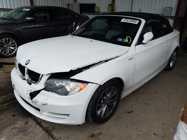 Photo 1 VIN: WBAUL7C52BVM80389 - BMW 128I 