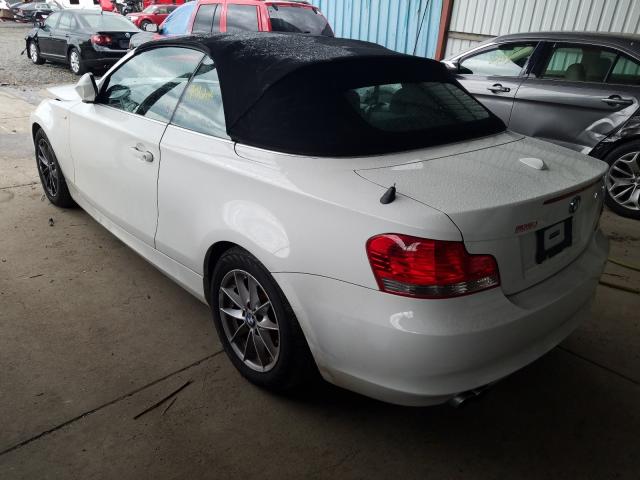 Photo 2 VIN: WBAUL7C52BVM80389 - BMW 128I 