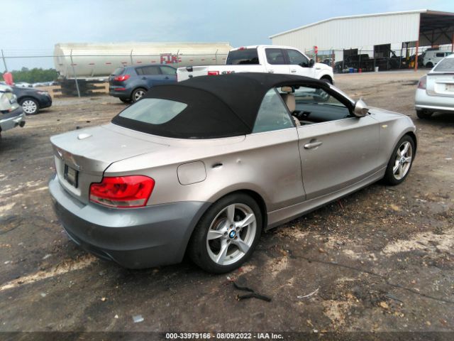 Photo 3 VIN: WBAUL7C52CVM82449 - BMW 1 SERIES 