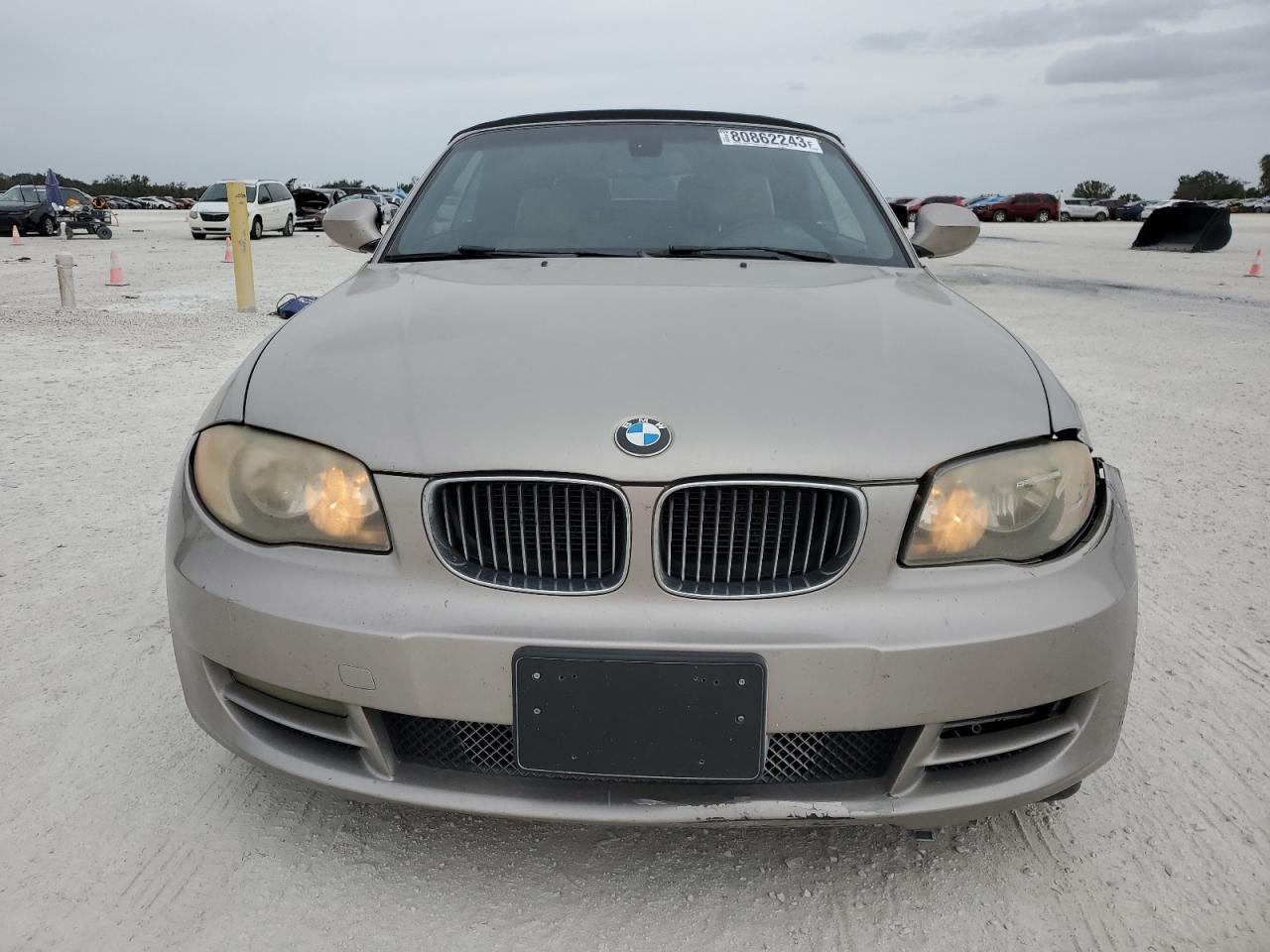 Photo 4 VIN: WBAUL7C53BVM81051 - BMW 1ER 