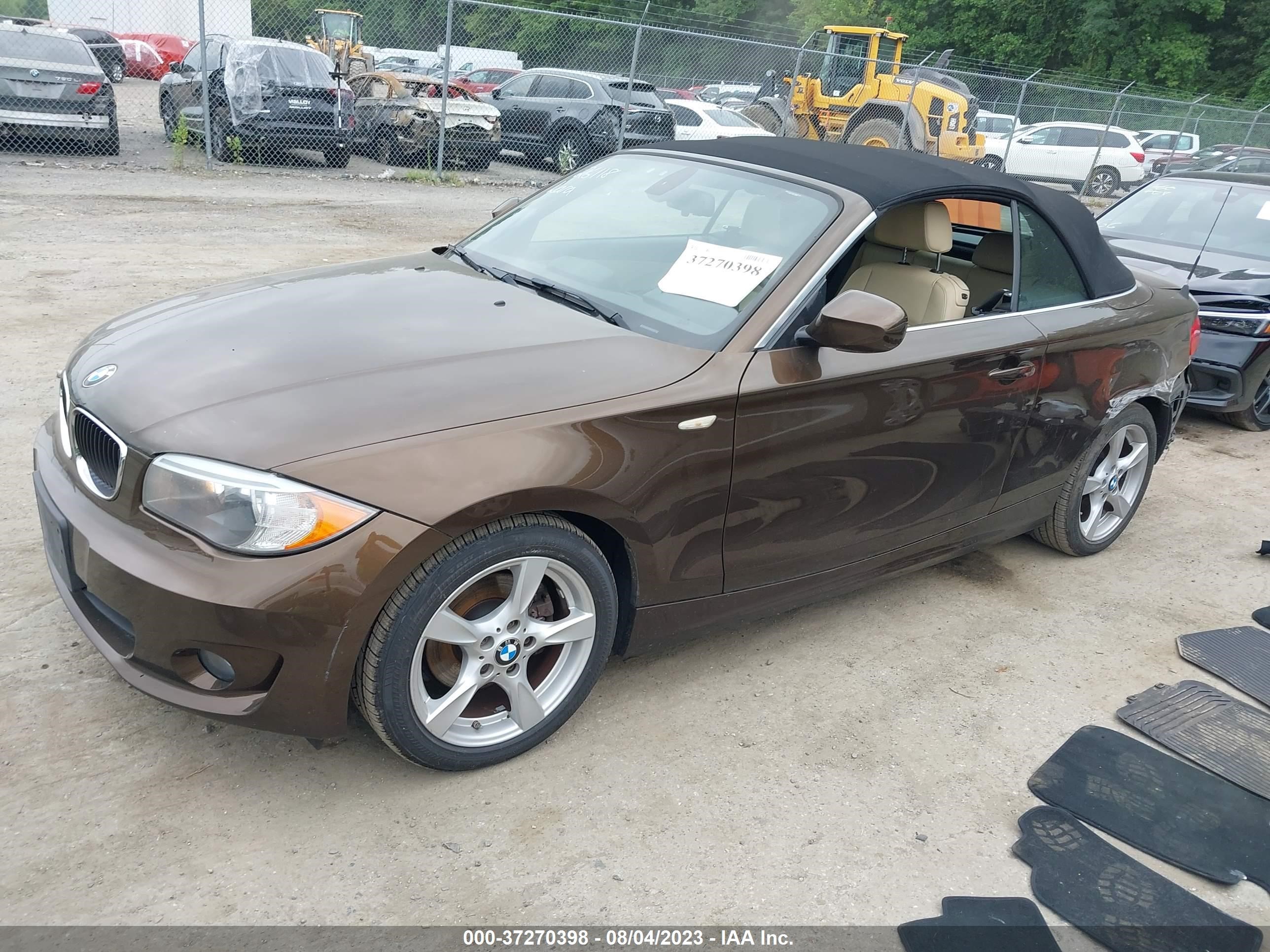 Photo 1 VIN: WBAUL7C53CVM82671 - BMW 1ER 