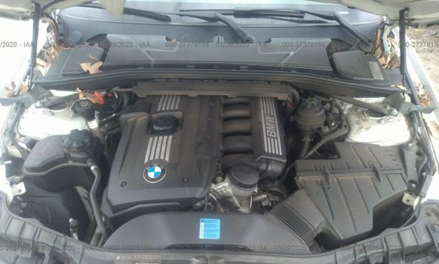 Photo 9 VIN: WBAUL7C57AVJ78188 - BMW 128 