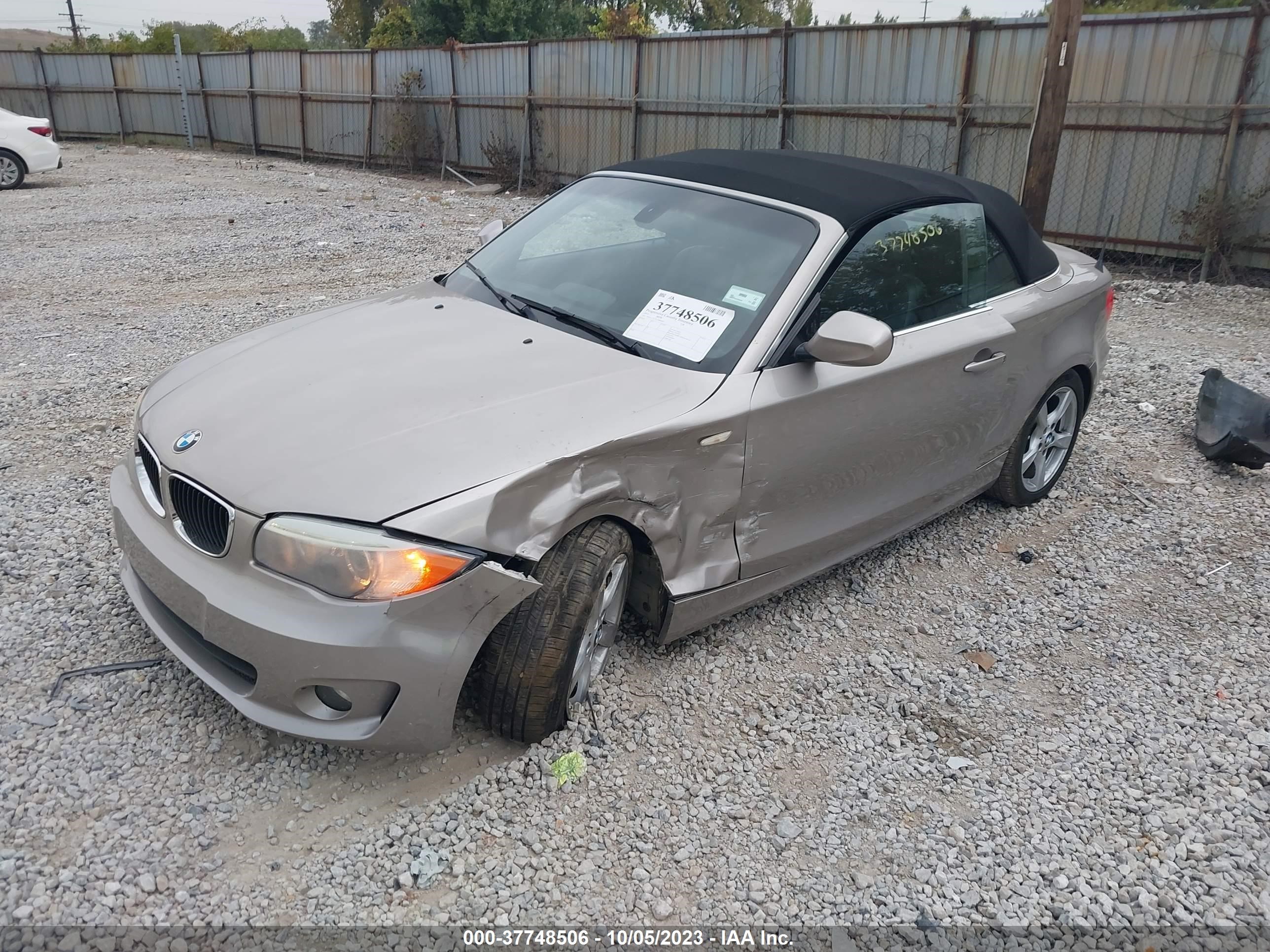 Photo 1 VIN: WBAUL7C57CVM83693 - BMW 1ER 