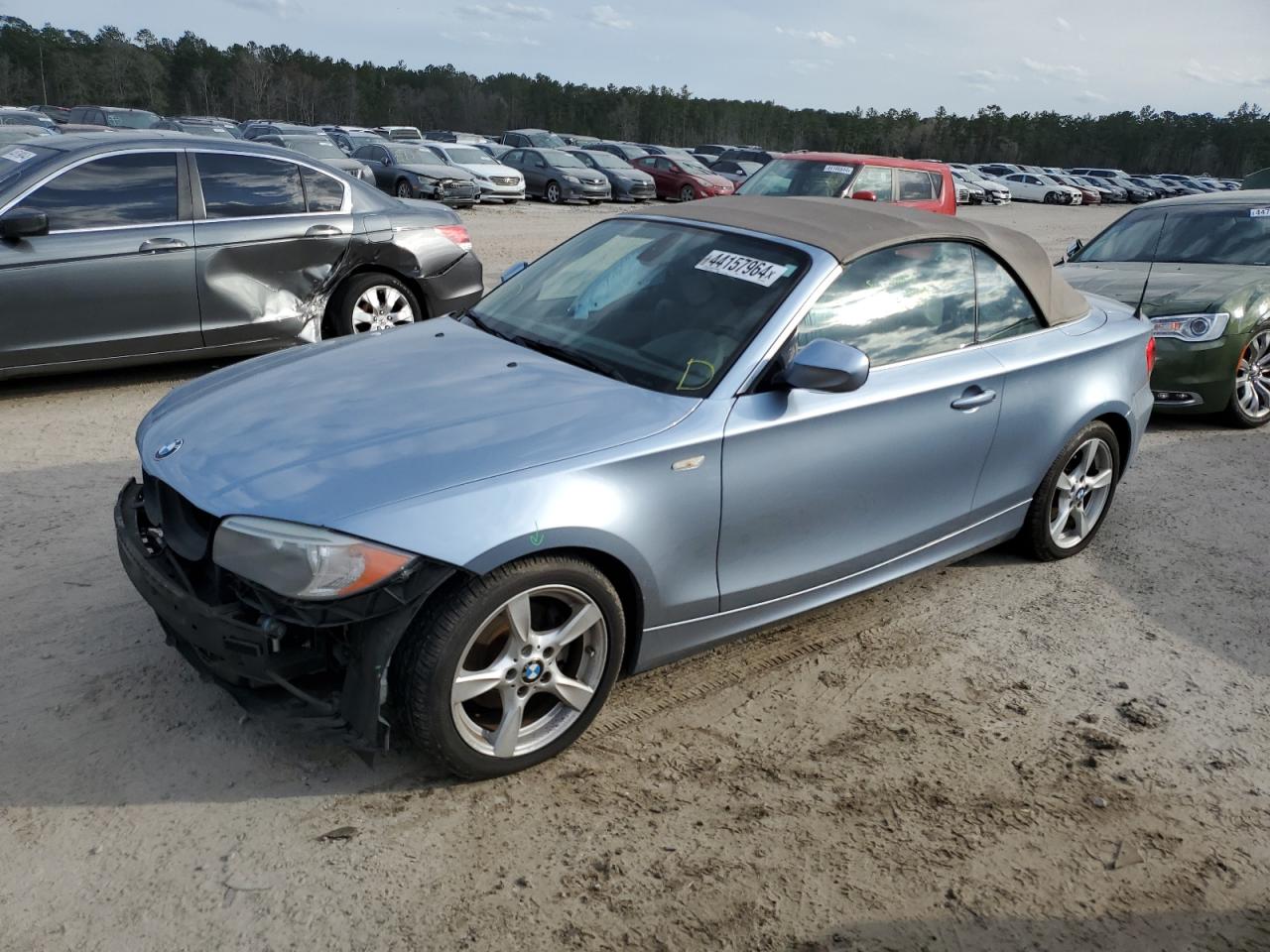 Photo 0 VIN: WBAUL7C57DVU09059 - BMW 1ER 