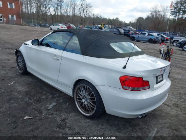 Photo 2 VIN: WBAUL7C59BVE87052 - BMW 128I 