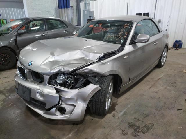 Photo 1 VIN: WBAUL7C59CVM81900 - BMW 128 I 