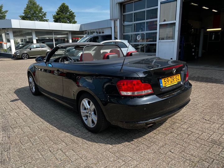 Photo 2 VIN: WBAUM11000VH61530 - BMW 1-SERIE CABRIO 