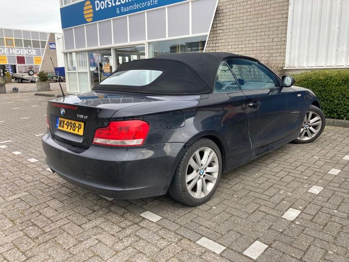 Photo 3 VIN: WBAUM91040VR95763 - BMW 1-SERIE CABRIO 