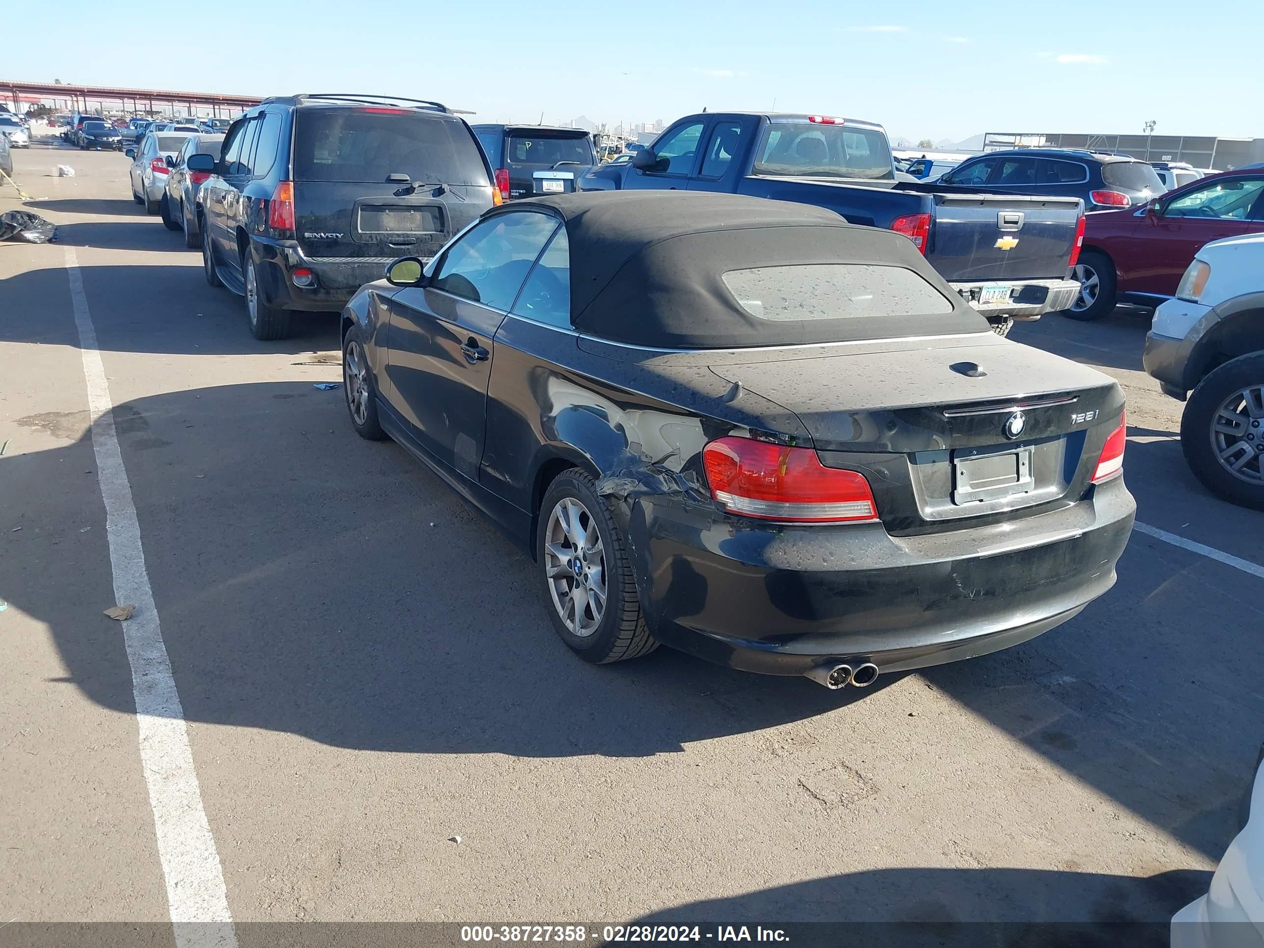 Photo 2 VIN: WBAUN13559VH80769 - BMW 1ER 