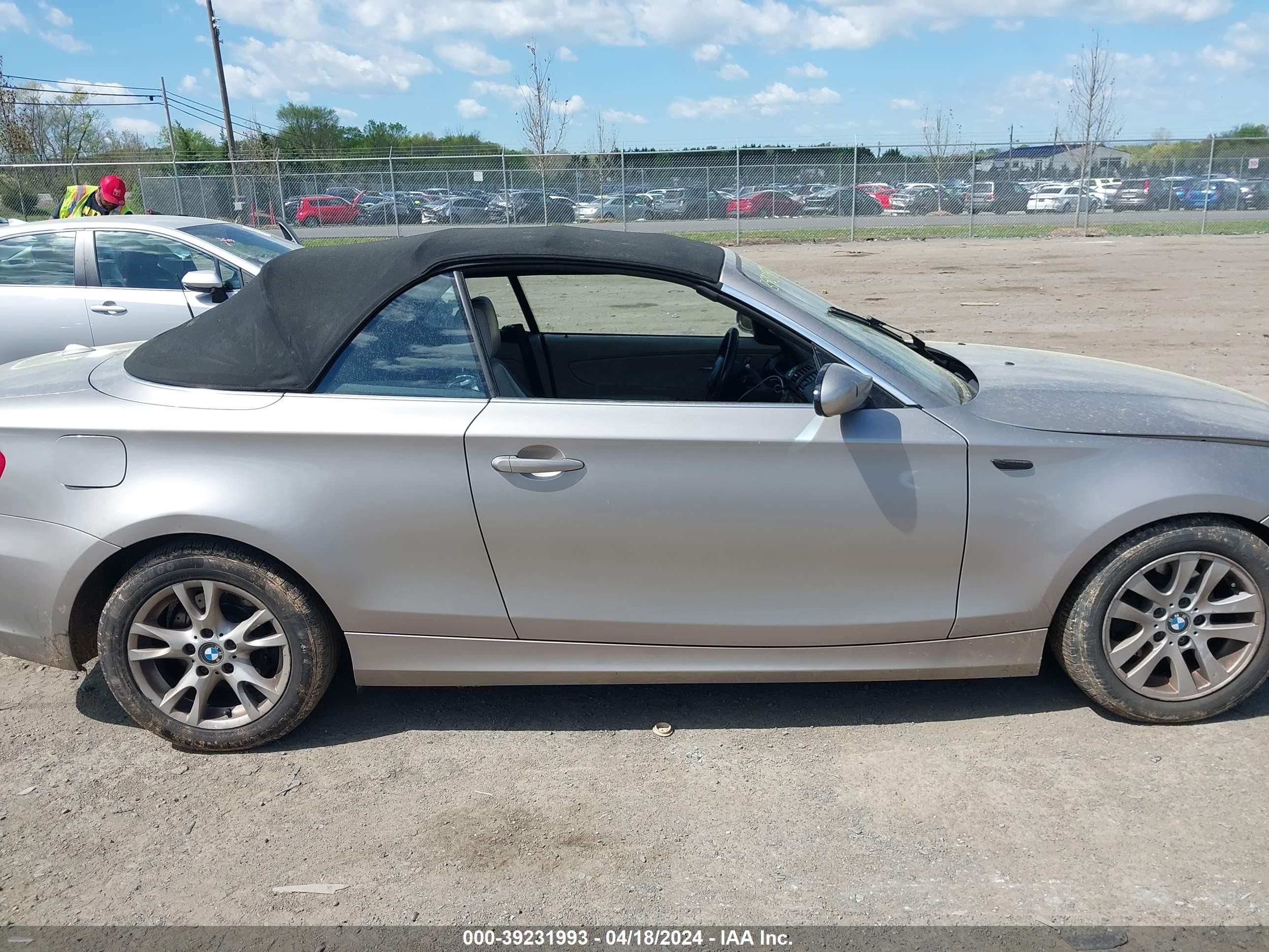 Photo 12 VIN: WBAUN135X8VH79759 - BMW 1ER 