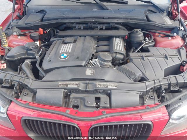 Photo 9 VIN: WBAUN1C50BVH83813 - BMW 128I 