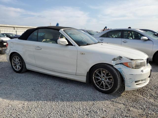 Photo 3 VIN: WBAUN1C51AVH82037 - BMW 1 SERIES 