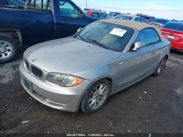 Photo 1 VIN: WBAUN1C53BVH82915 - BMW 1 SERIES 