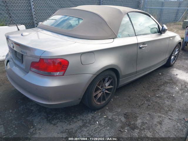 Photo 3 VIN: WBAUN1C53BVH82915 - BMW 1 SERIES 