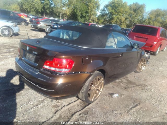 Photo 3 VIN: WBAUN1C54CVR00310 - BMW 1 