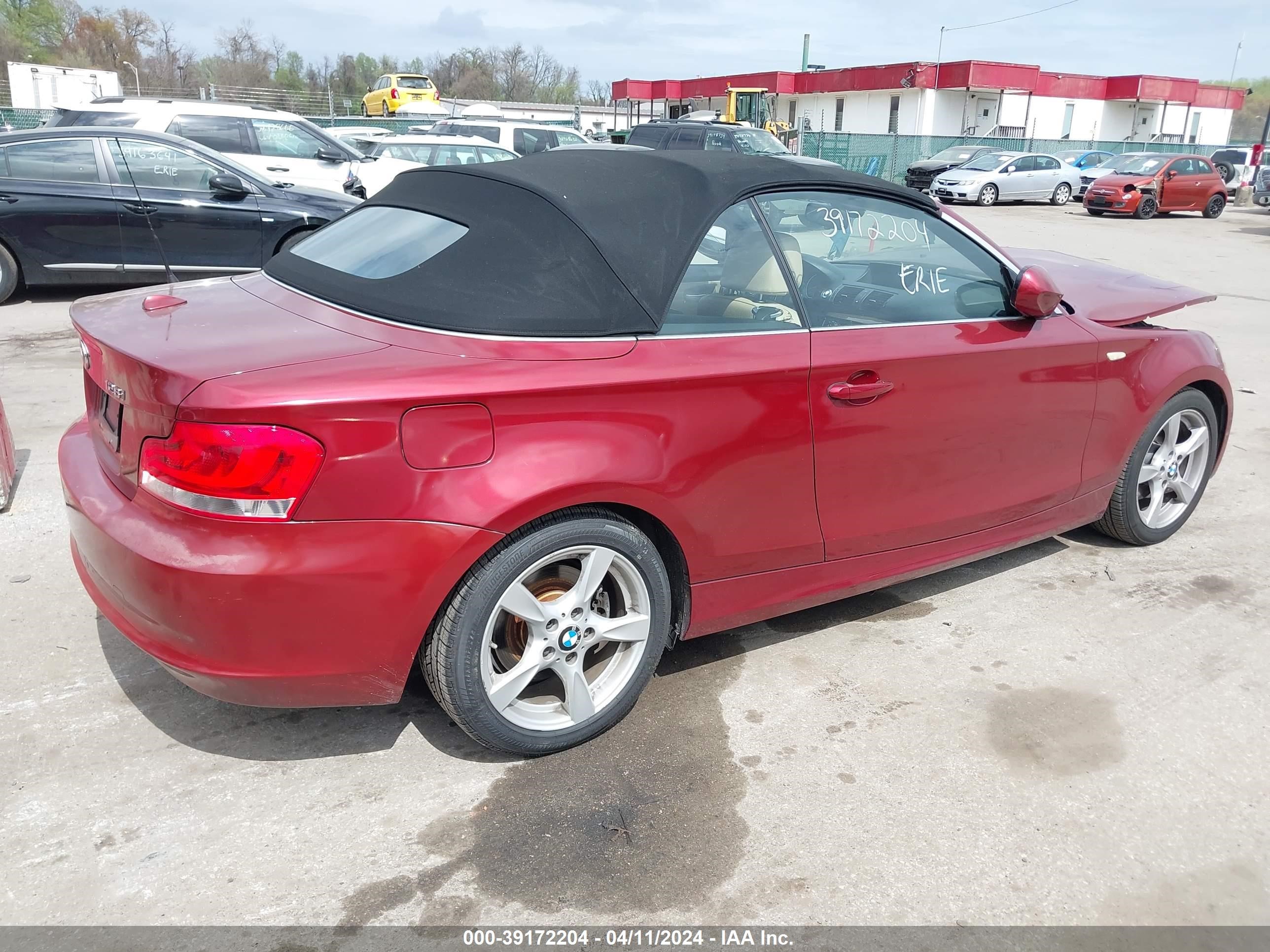 Photo 3 VIN: WBAUN1C55DVR00964 - BMW 1ER 