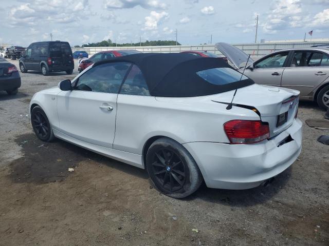 Photo 1 VIN: WBAUN1C5XBVH82734 - BMW 1 SERIES 