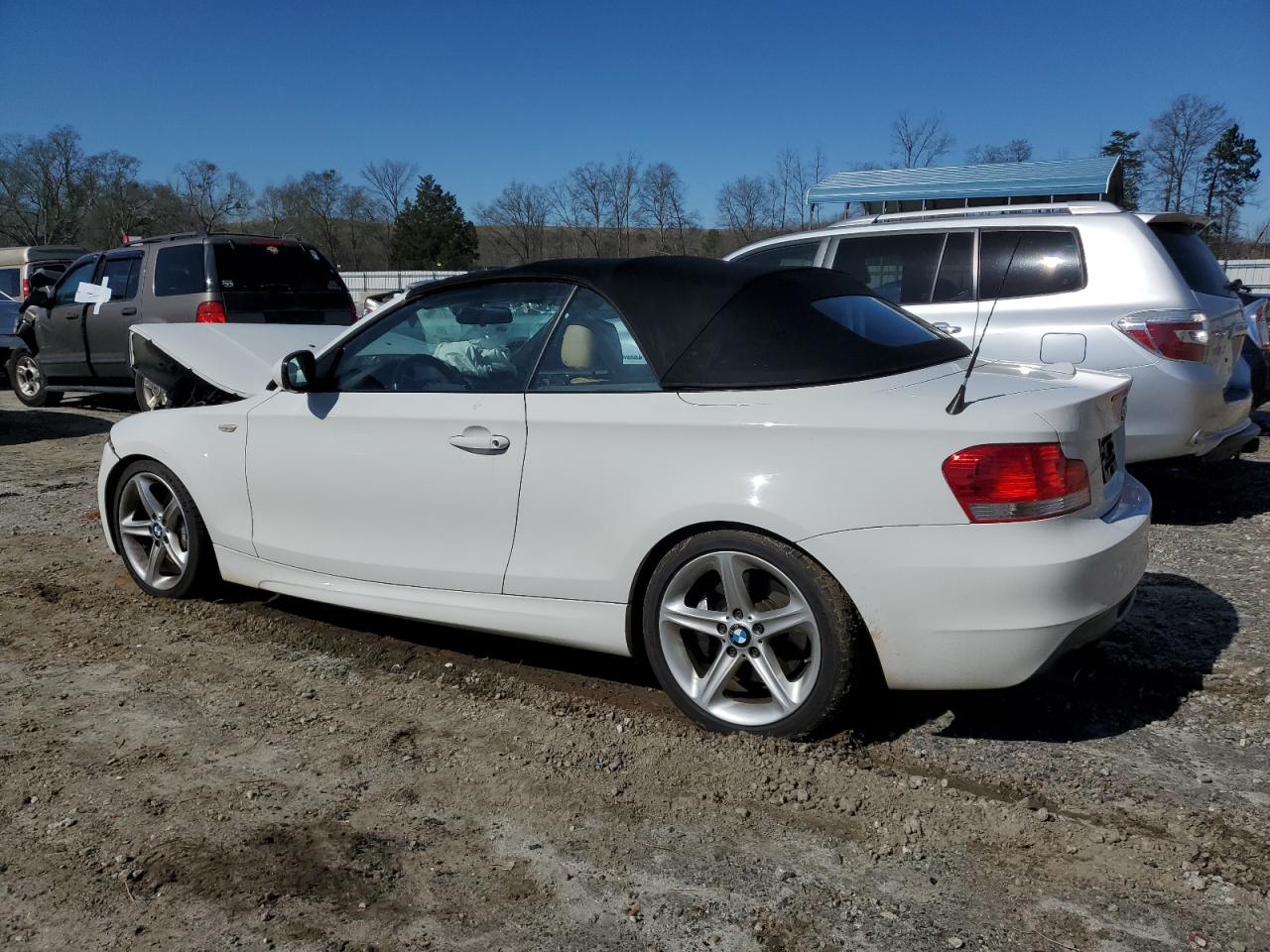 Photo 1 VIN: WBAUN7C54BVM24142 - BMW 1ER 