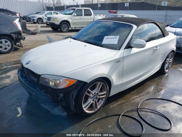 Photo 1 VIN: WBAUN7C5XCVM25782 - BMW 135I 