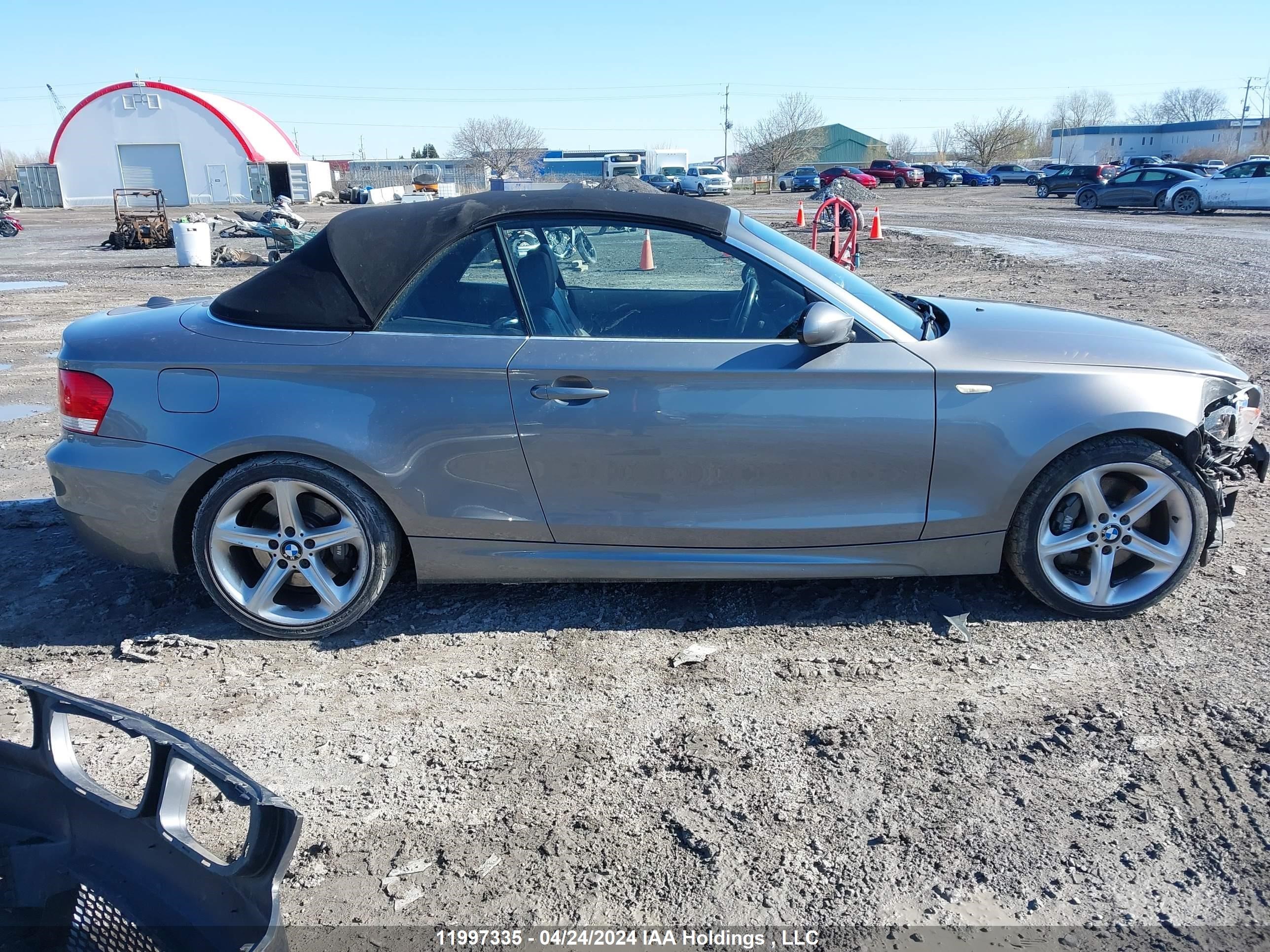 Photo 13 VIN: WBAUN93519VK40511 - BMW 1ER 