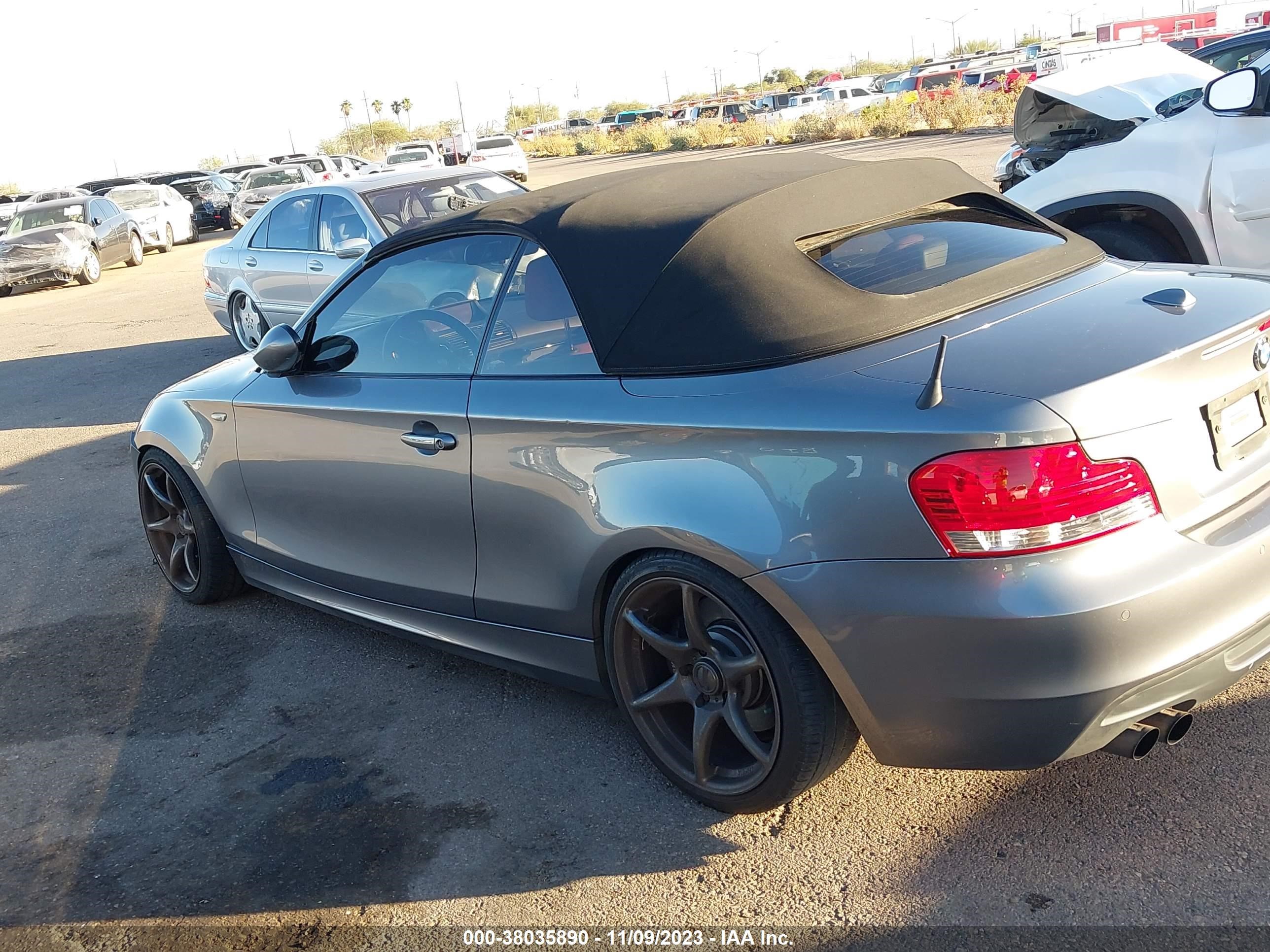 Photo 13 VIN: WBAUN93529VE94604 - BMW 1ER 