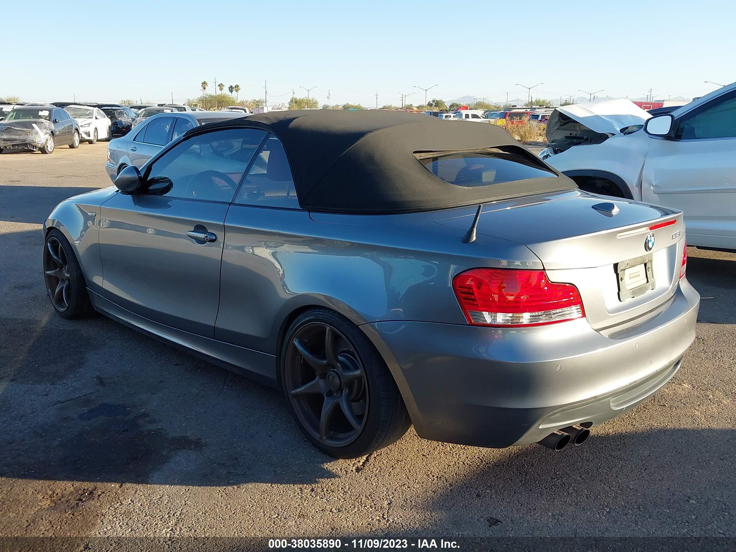 Photo 2 VIN: WBAUN93529VE94604 - BMW 1ER 