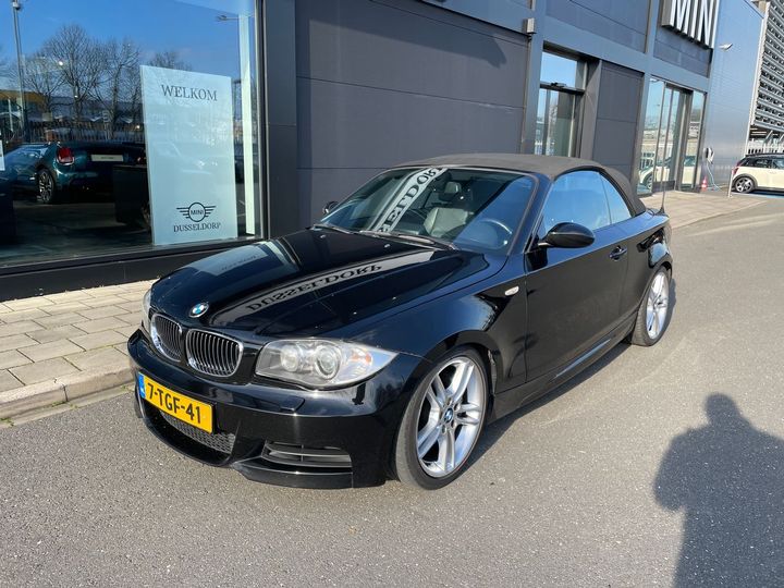 Photo 1 VIN: WBAUN93559VK40723 - BMW 1-SERIE CABRIO 