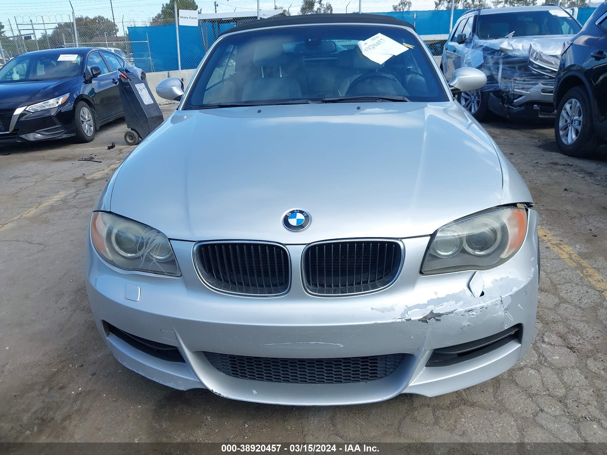 Photo 11 VIN: WBAUN935X8VF56068 - BMW 1ER 