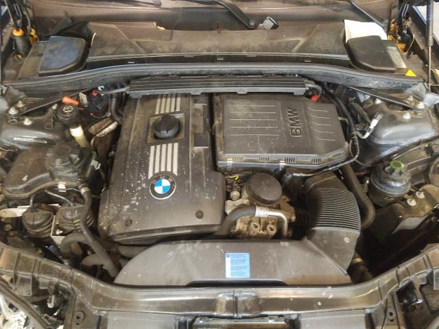 Photo 6 VIN: WBAUN9C57AVK41649 - BMW 135I 