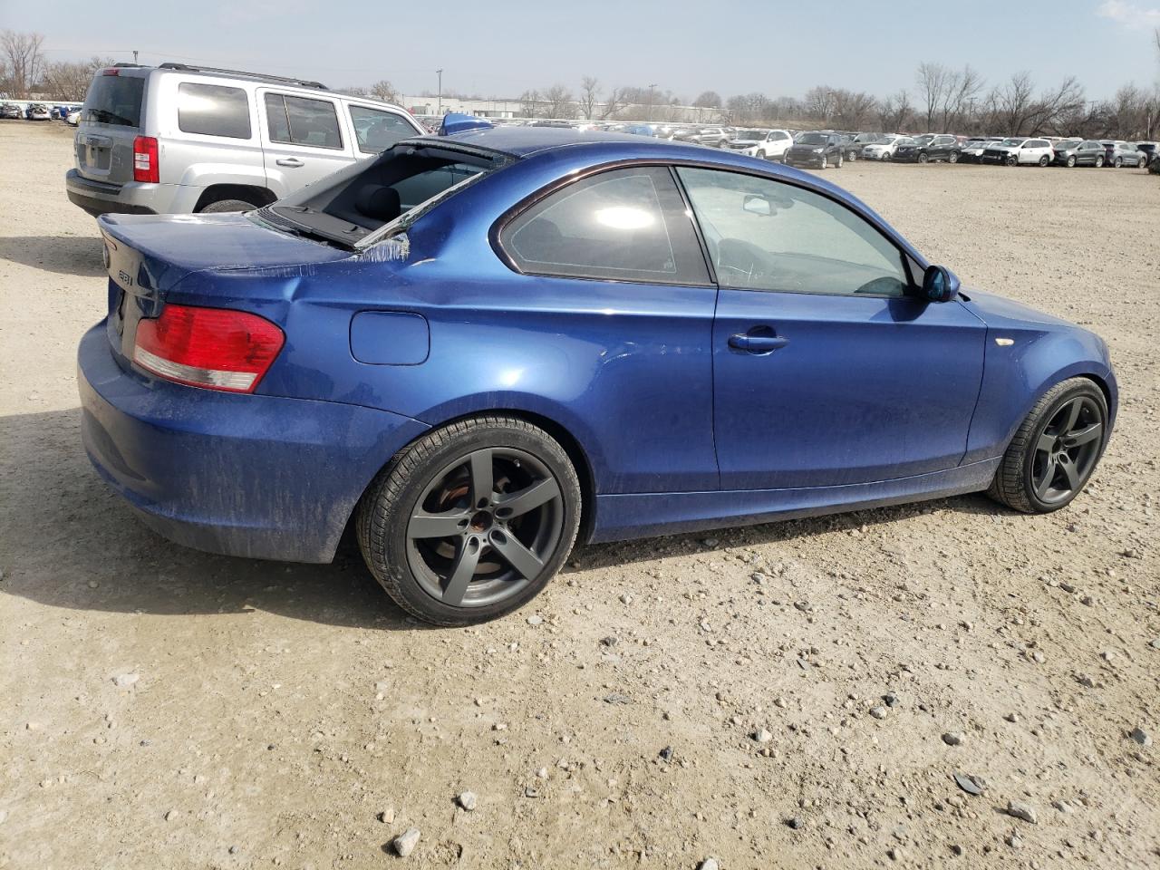 Photo 2 VIN: WBAUP73509VK74552 - BMW 1ER 