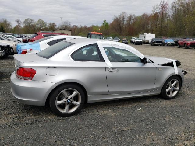 Photo 2 VIN: WBAUP73529VF09925 - BMW 1 SERIES 