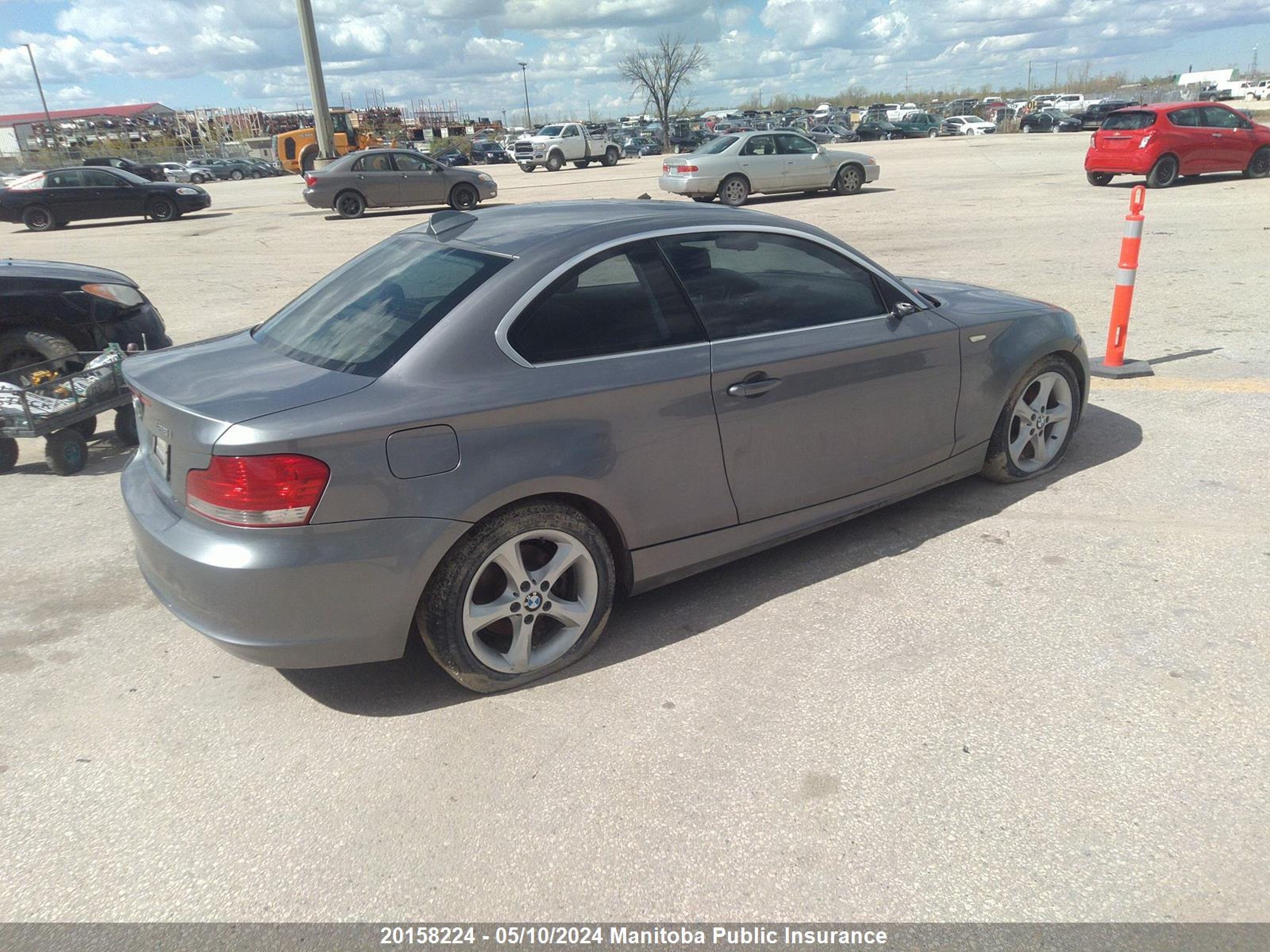 Photo 3 VIN: WBAUP73569VK74605 - BMW 1ER 