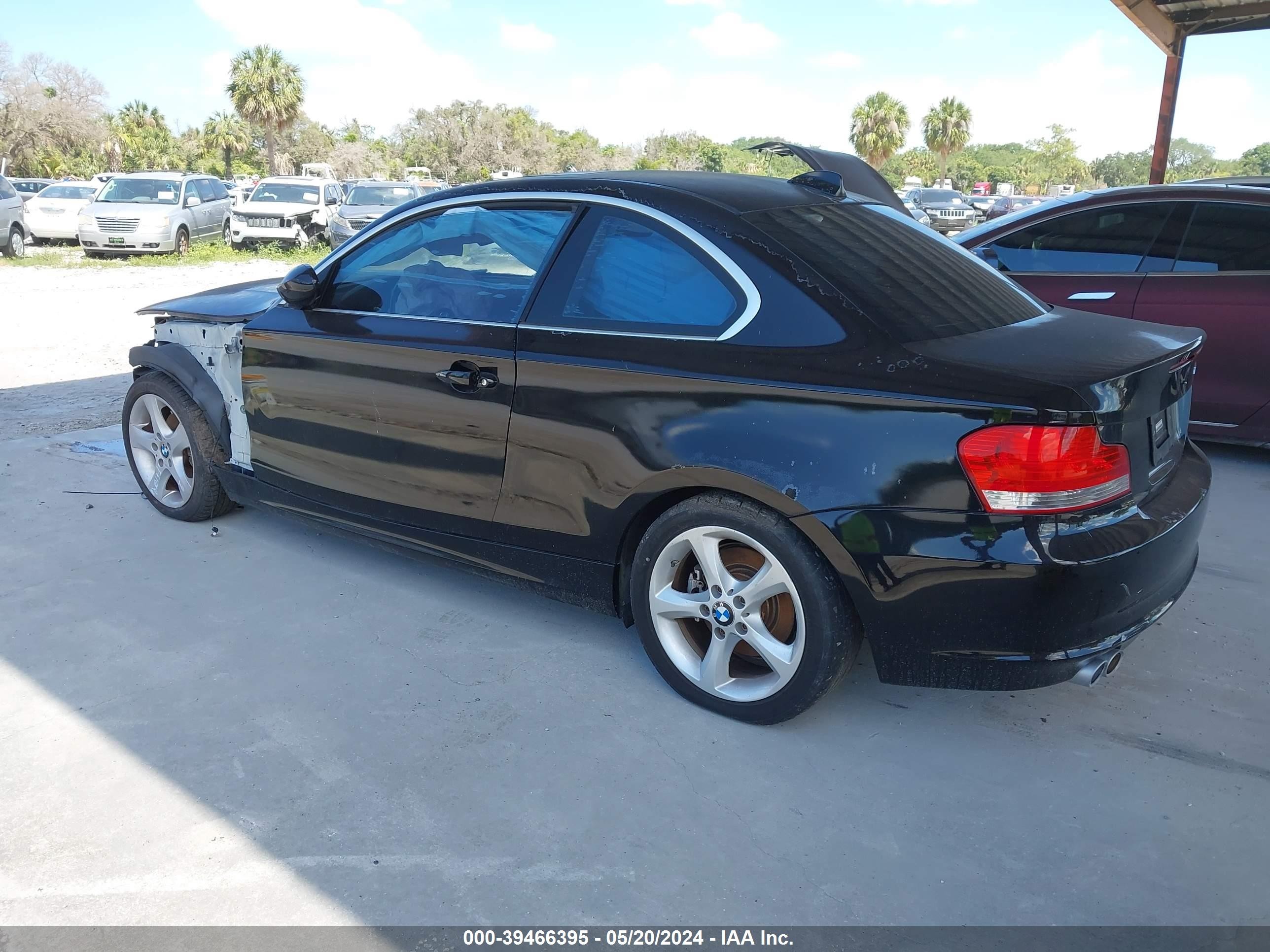 Photo 2 VIN: WBAUP73579VK74760 - BMW 1ER 