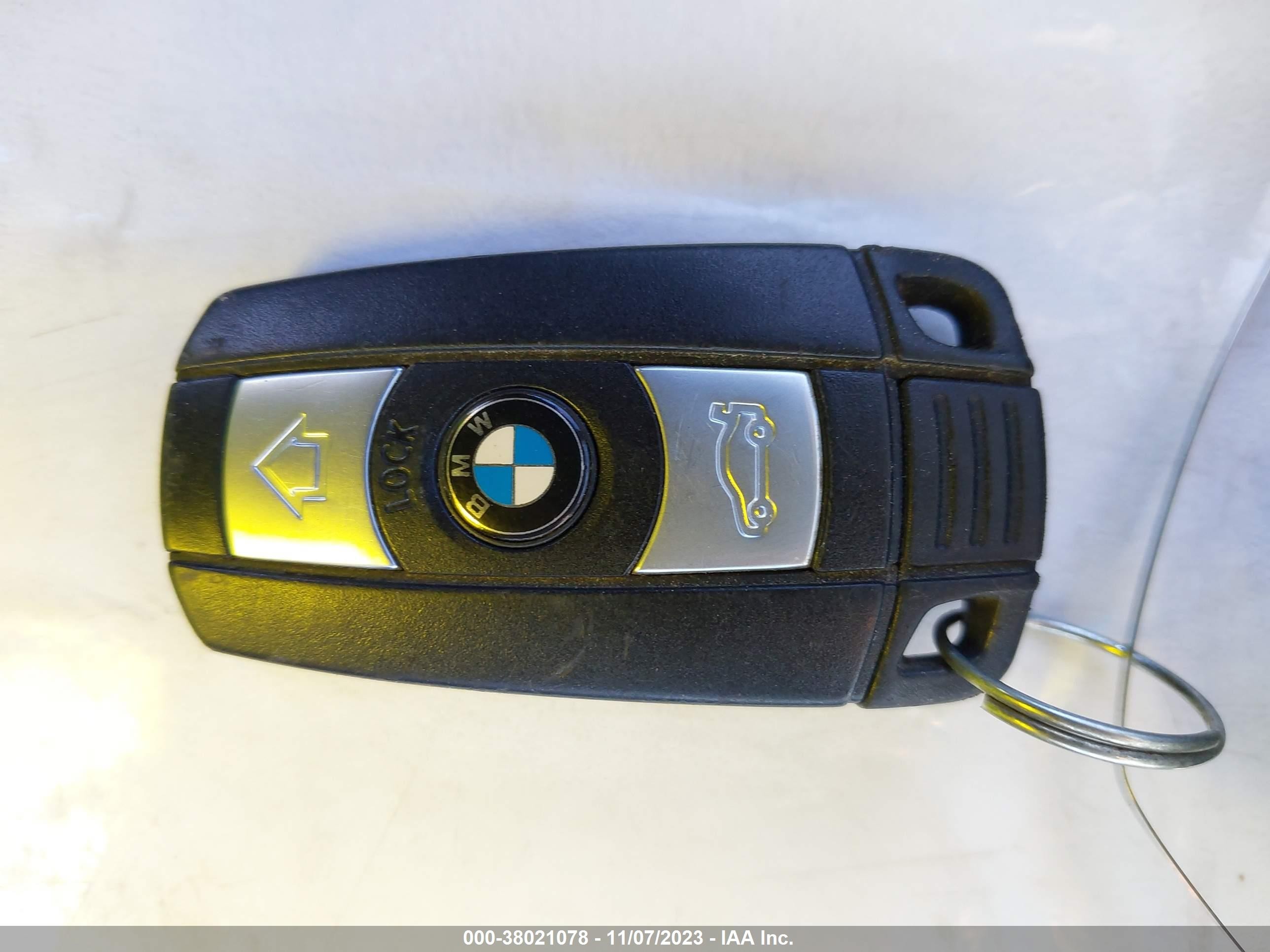 Photo 10 VIN: WBAUP73579VK76363 - BMW 1ER 