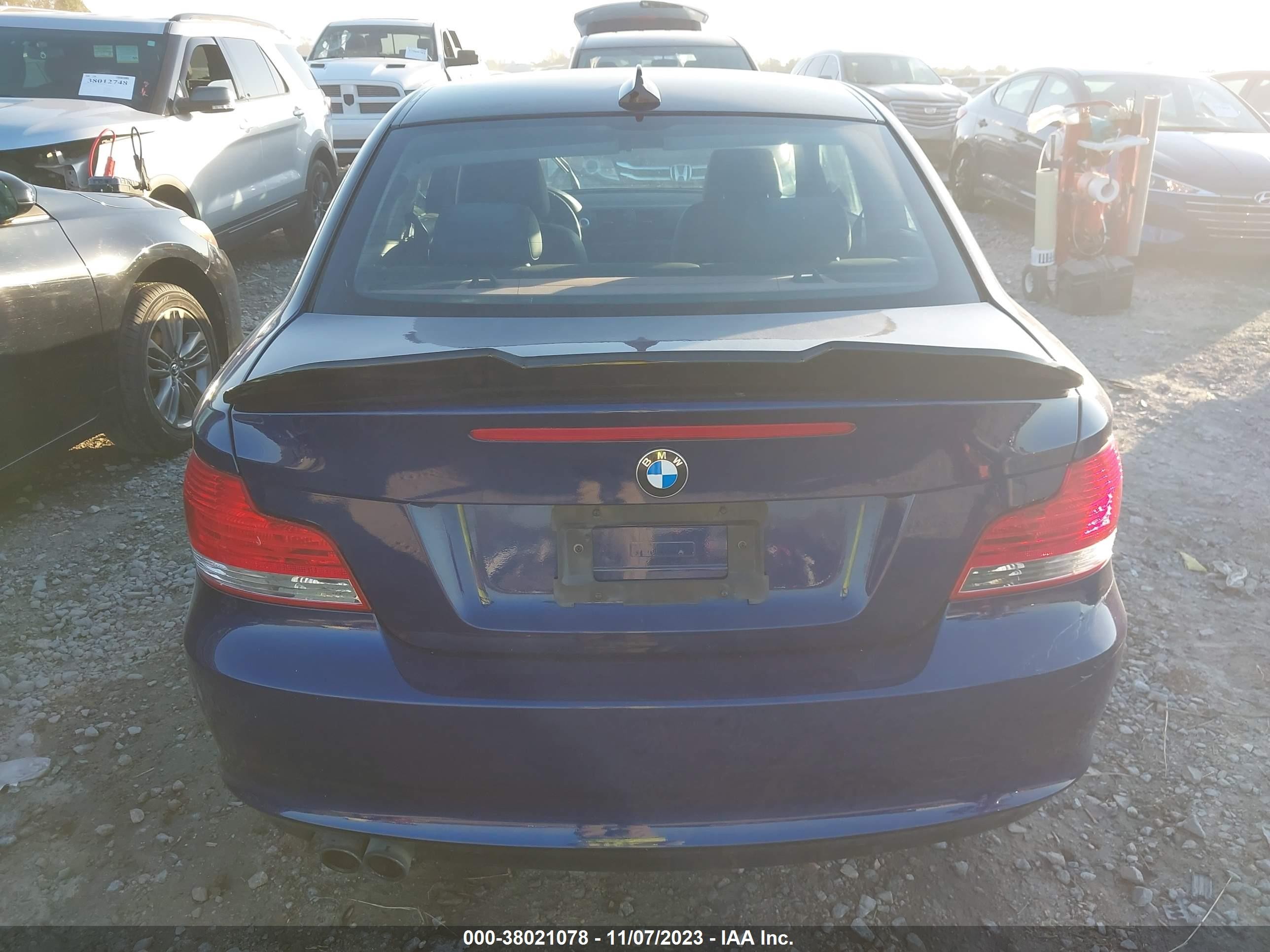 Photo 15 VIN: WBAUP73579VK76363 - BMW 1ER 