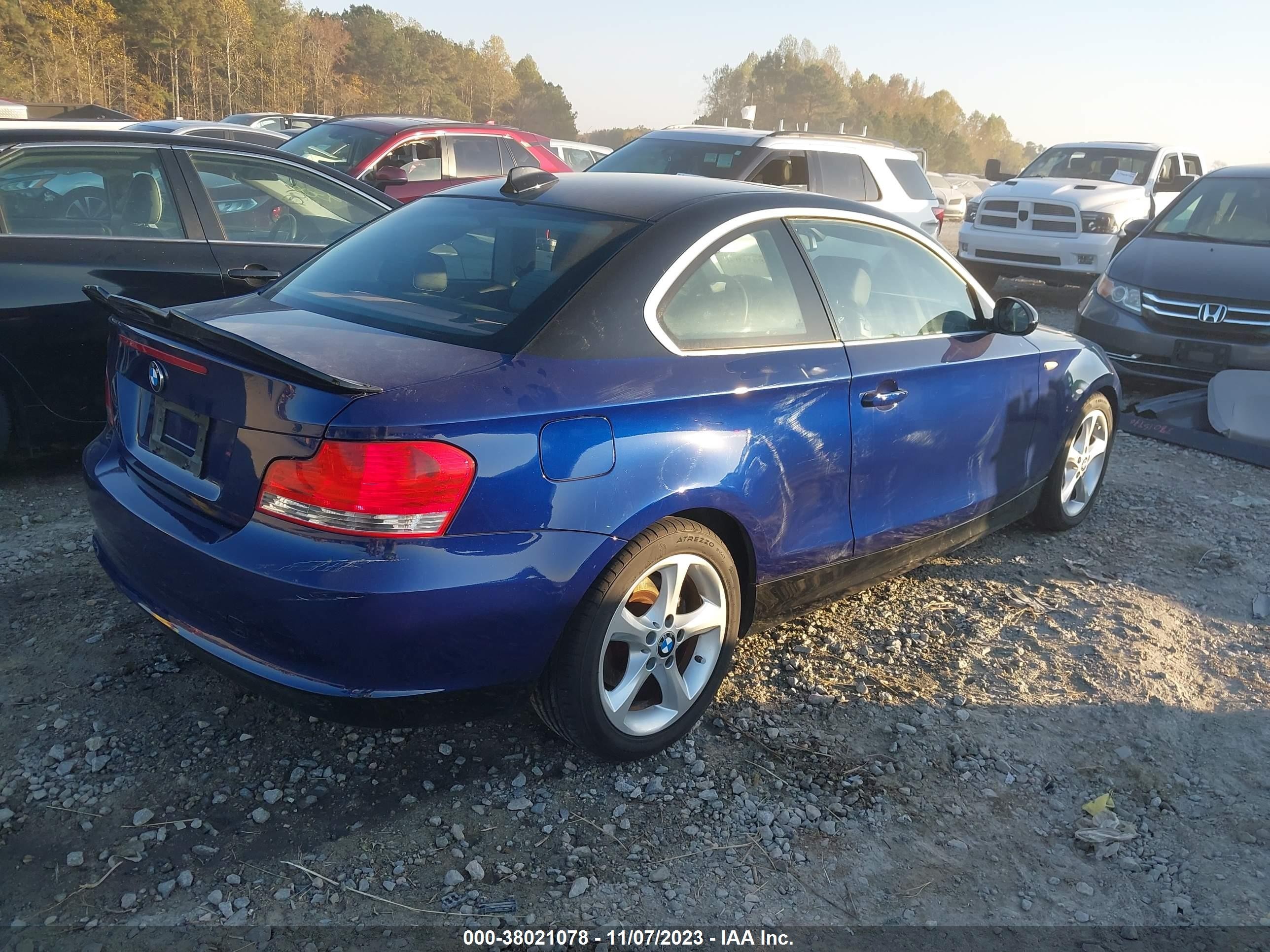 Photo 3 VIN: WBAUP73579VK76363 - BMW 1ER 