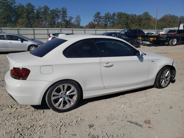 Photo 2 VIN: WBAUP73589VF06754 - BMW 1 SERIES 