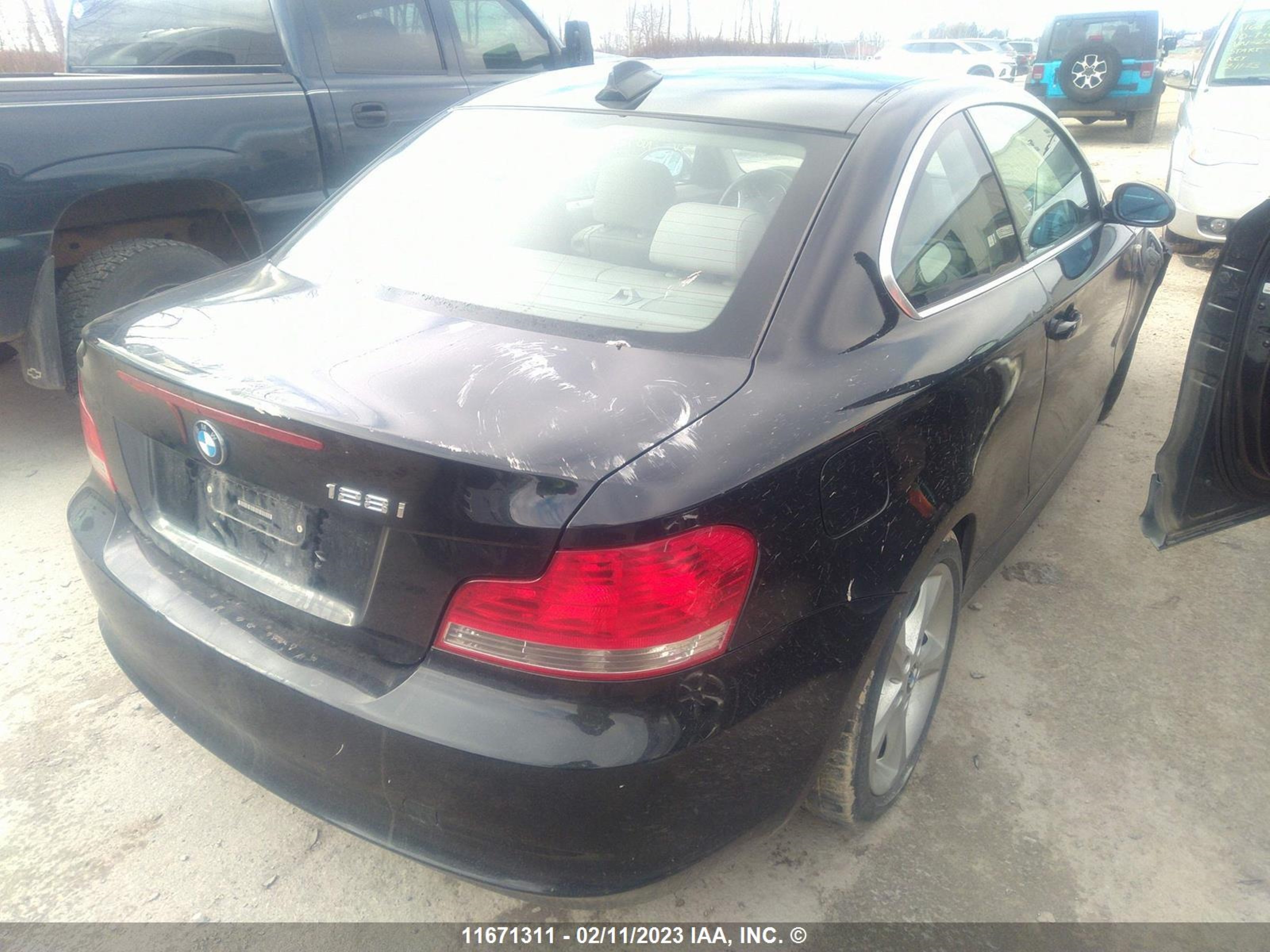 Photo 3 VIN: WBAUP735X9VF09980 - BMW 1ER 