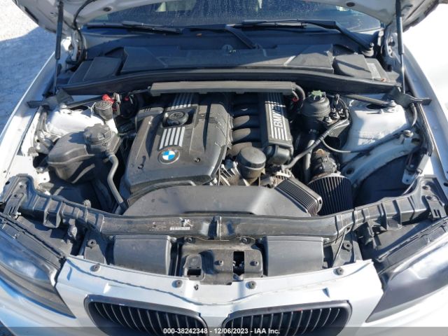 Photo 9 VIN: WBAUP7C52BVK78026 - BMW 128I 