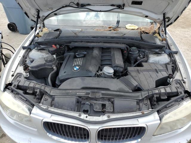 Photo 10 VIN: WBAUP7C52BVP21565 - BMW 1 SERIES 