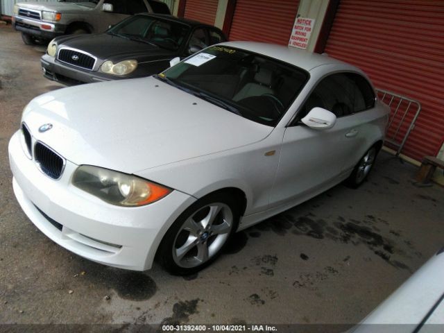 Photo 1 VIN: WBAUP7C54AVK77202 - BMW 1 