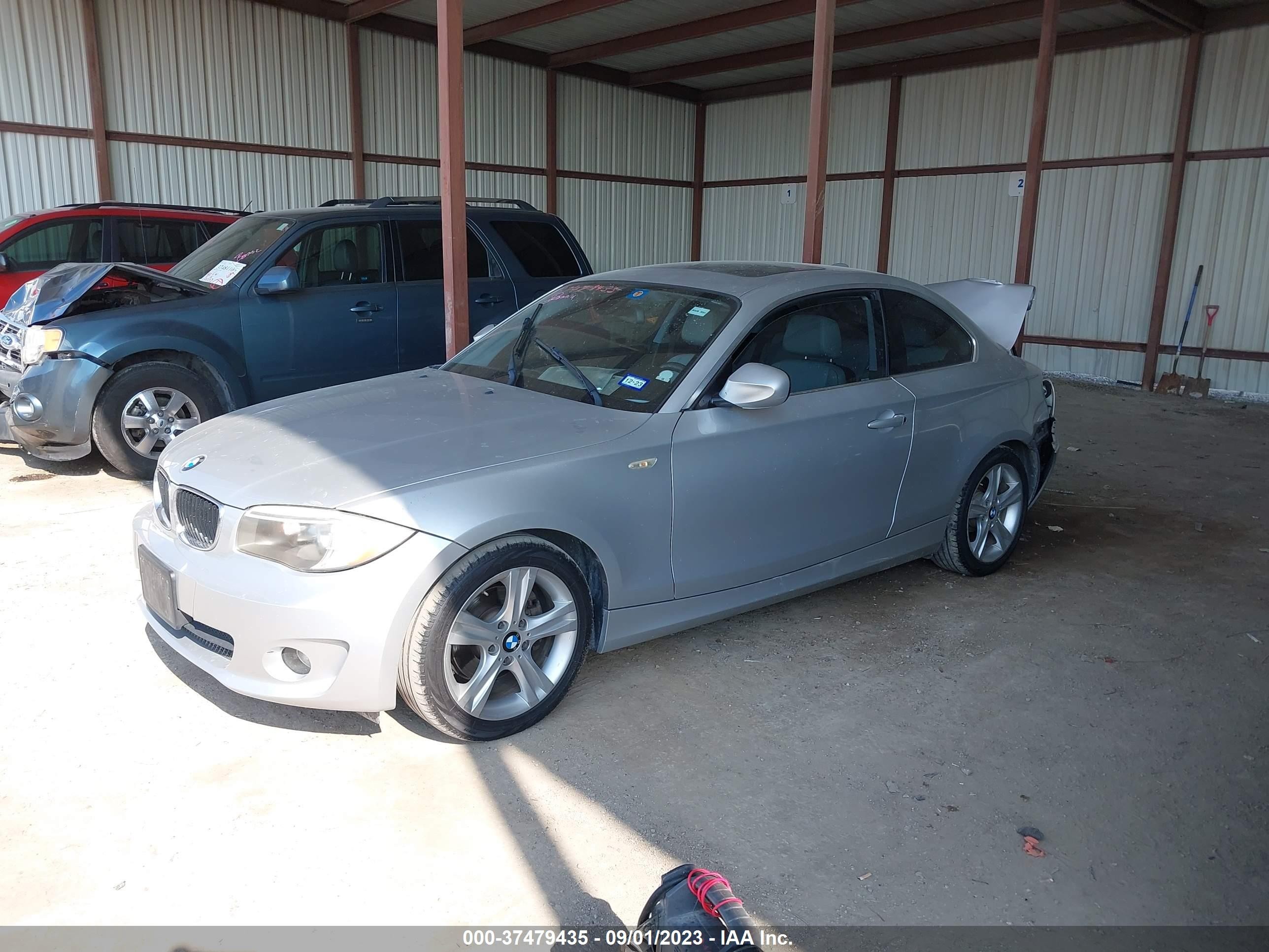 Photo 1 VIN: WBAUP7C55CVP23585 - BMW 1ER 